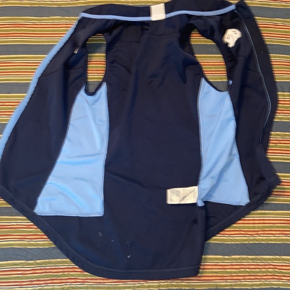 Women’s UNC vest - Picture 4 of 5